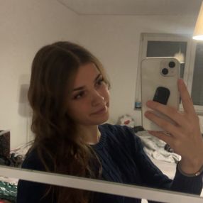 Lucylle, Babysitter in Hürth
