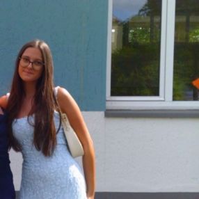 Nelli, Babysitter in Eckental