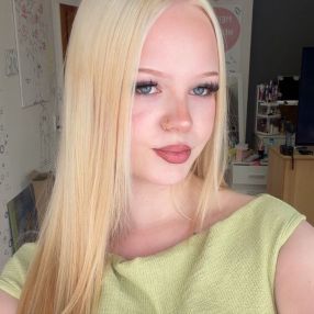 Nele Marie, Babysitter in Düren