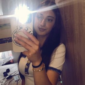 Enkela, Babysitter in Alsdorf