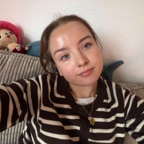Alina, Babysitter in Köln