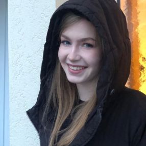 Karolina, Babysitter in Zorneding