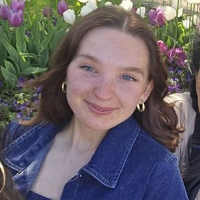 Cathlin, Babysitter in Ulm