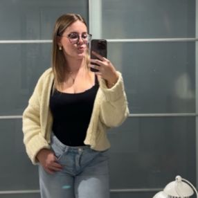 Elina, Babysitter in Bitterfeld-Wolfen