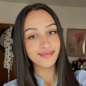 Hiba, Babysitter in Rodgau
