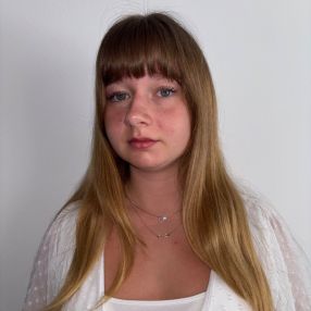 Alina, Babysitter in Herford