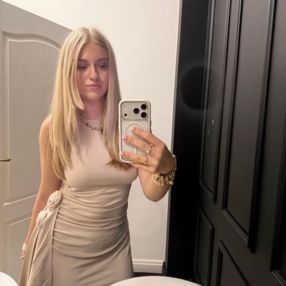 Julia, Babysitter in Geestland