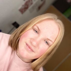 Emelie, Babysitter in Ilsede