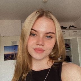 Lea, Babysitter in Schweinfurt