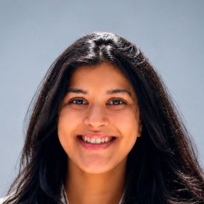 Madhura, Babysitter in Regensburg