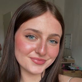Kaya, Babysitter in Magdeburg