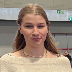 Sophie, Babysitter in Vlotho