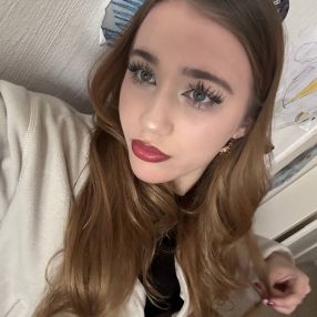 Violetta, Babysitter in Geseke