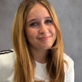 Ella, Babysitter in Limburg an der Lahn