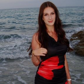 Alina, Babysitter in Mayen