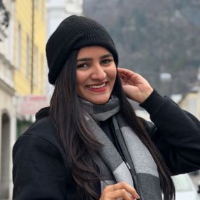 Sanvi, Babysitter in Paderborn