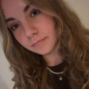 Helene, Babysitter in Leck