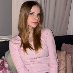 Mia, Babysitter in Oberhausen