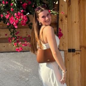 Nele, Babysitter in Rostock