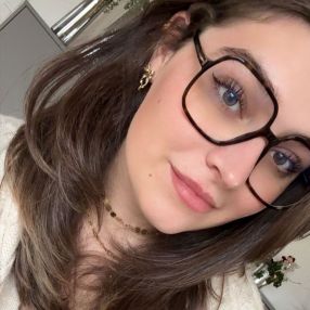 Elena, Babysitter in Siegen