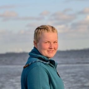 Josefin, Babysitter in Salzkotten