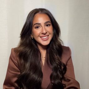 Denise, Babysitter in Königsbrunn