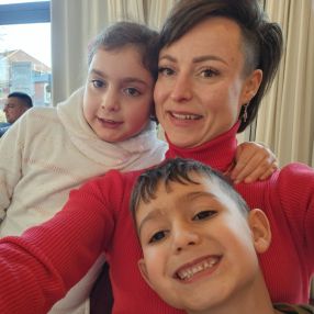 Hajnalka, Familie in Greven