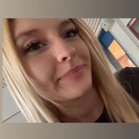 Alexa, Babysitter in Geilenkirchen
