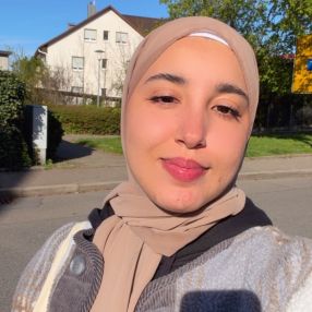 Nour, Babysitter in Bad Krozingen
