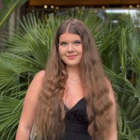 Lillien, Babysitter in Stahnsdorf
