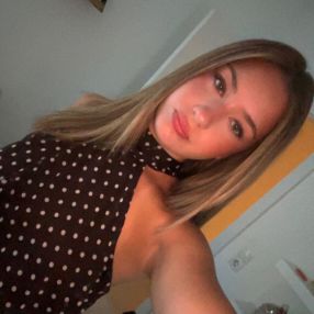 Vivian, Babysitter in Bensheim