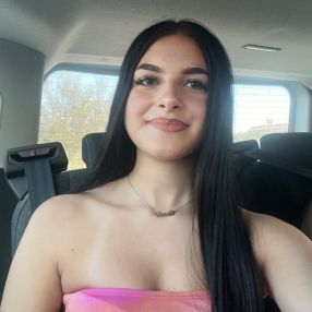Giada Arianna, Babysitter in Bünde