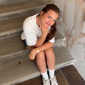 Lotte, Babysitter in Rödental
