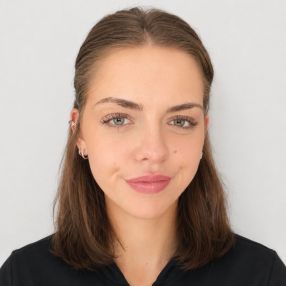 Lina, Babysitter in Ludwigsfelde