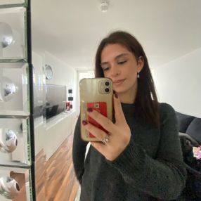 Selina, Babysitter in Neufahrn bei Freising