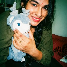 Umathevy, Babysitter in Bonn