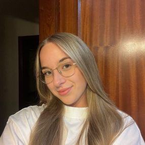 Jolina, Babysitter in Helmstadt-Bargen