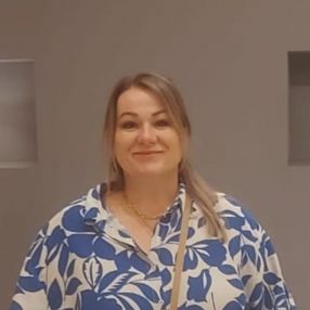 Dorina, Babysitter in Ostfildern
