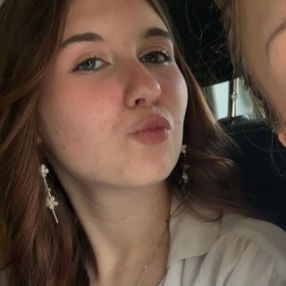 Celina, Babysitter in Eltville am Rhein