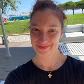 Sarah, Babysitter in Limbach