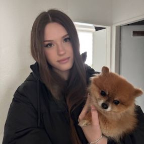 Anna, Babysitter in Neu-Isenburg
