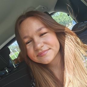 Alina Jolie, Babysitter in Oranienburg