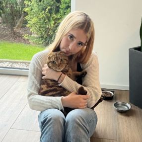 Inola, Babysitter in Ahrensfelde