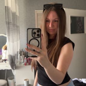 Leandra, Babysitter in Essen