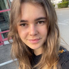 Romy, Babysitter in Gießen