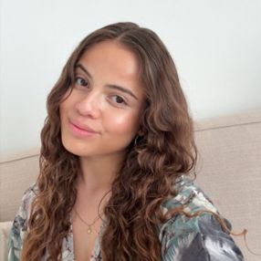 Selin, Babysitter in Norderstedt