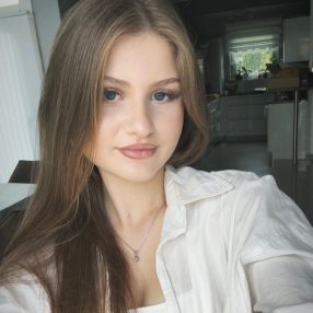 Yana, Babysitter in Hofgeismar