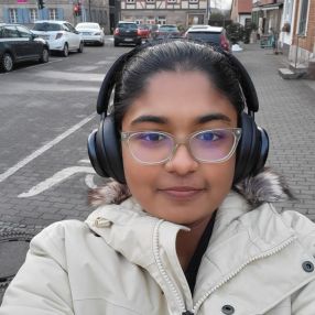 Malavika, Babysitter in Erlangen