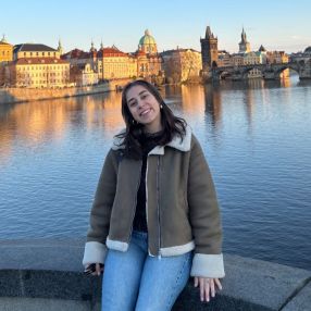 Evrim, Babysitter in Schweinfurt