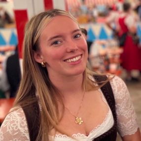 Emilia, Babysitter in Rosenheim
